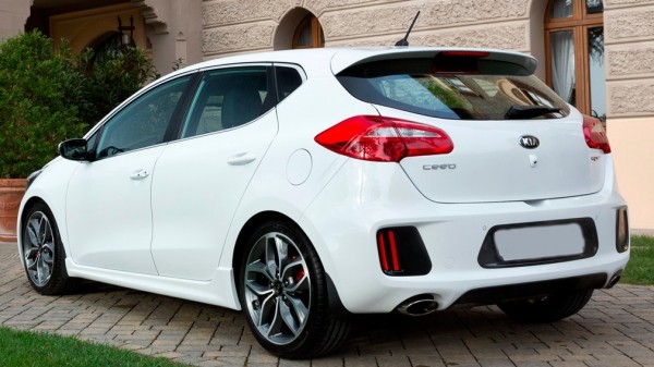 ТОП-5 &laquo;заряженных&raquo; автомобилей до 1 млн рублей