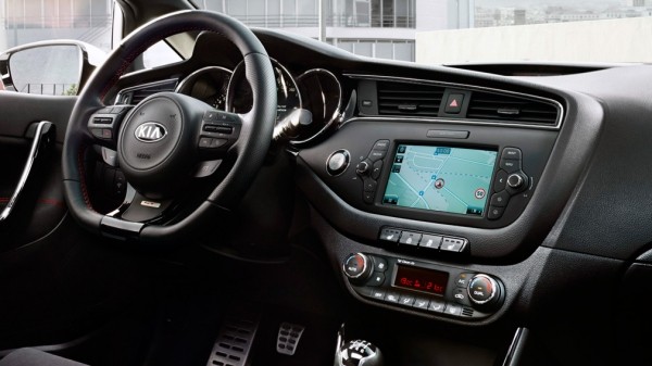 ТОП-5 &laquo;заряженных&raquo; автомобилей до 1 млн рублей