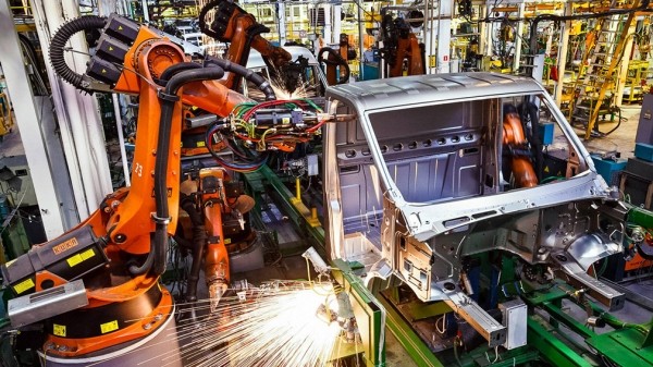 Ожидает ли кризис российский автопром: вопрос остаётся открытым