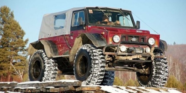 Самодельный ЛуАЗ оказался куда проходимее оригинала