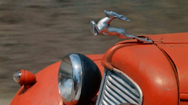 ТОП-5 автомобилей из культовых советских фильмов