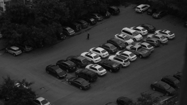 Подсказали, как правильно оставить автомобиль на длительную стоянку