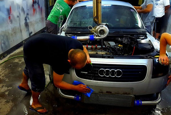 Чем убрать царапину на авто: ТОП-5 советов