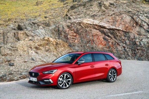 Известны цены на новый SEAT Leon