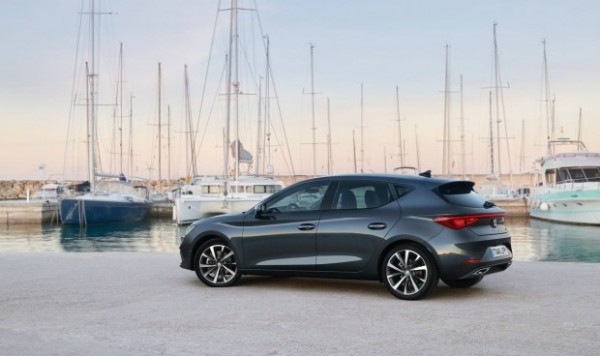 Известны цены на новый SEAT Leon