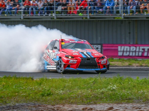 На спорте и на спирте: тюнинг Lexus IS200