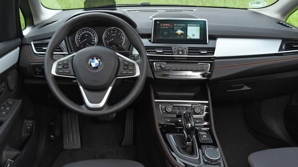 Опубликовали первые изображения BMW 2 серии Active Tourer