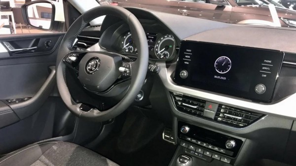 Новая Skoda Rapid появилась у дилеров