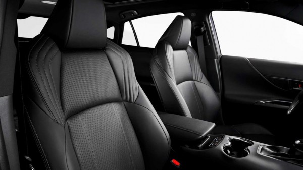 Toyota презентовала кроссовер Venza нового поколения