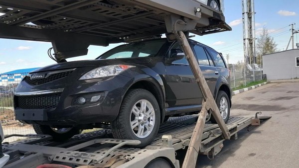 Первые внедорожники Haval H5 добрались до дилеров