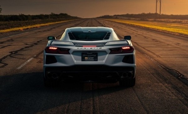 330 км/ч на новом Corvette