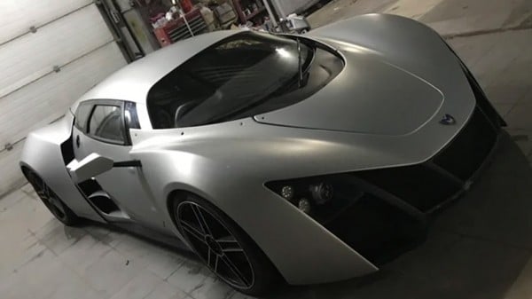 В России продают восстановленный спорткар Marussia B2 за 12,5 млн рублей