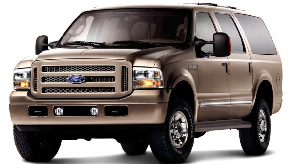 Ford готовится к возрождению модели Excursion
