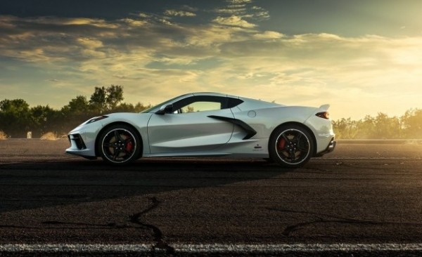 330 км/ч на новом Corvette