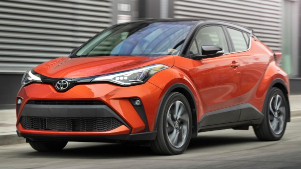 ТОП-3 стильных кроссоверов для представительниц прекрасного пола