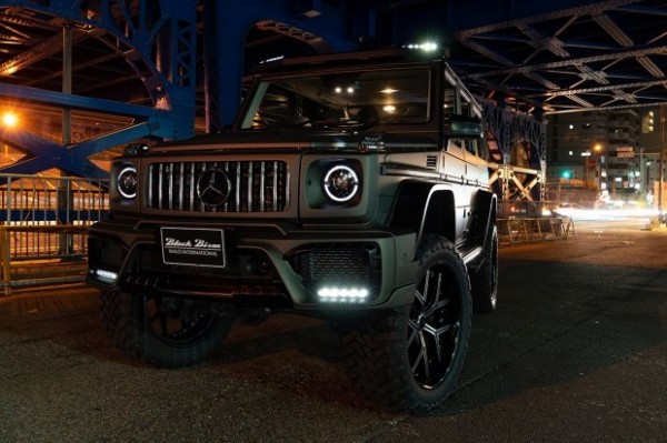 &laquo;Гелику&raquo; снова 17: тюнеры стилизовали старый &laquo;квадрат&raquo; под новый G63