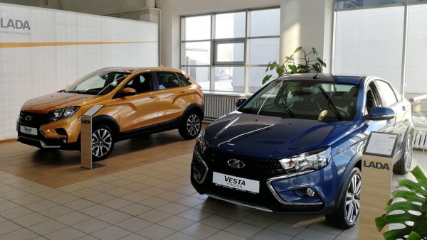 &laquo;АвтоВАЗ&raquo; планирует поднять цены на автомобили LADA