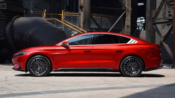 Китайский BYD представил свою новую флагманскую модель