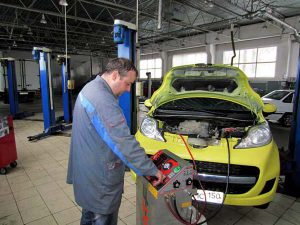 Вакуумная замена масла в двигателе: как выполняется, плюсы и минусы способа