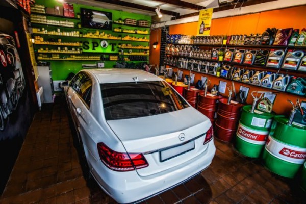 Вакуумная замена масла в двигателе: как выполняется, плюсы и минусы способа