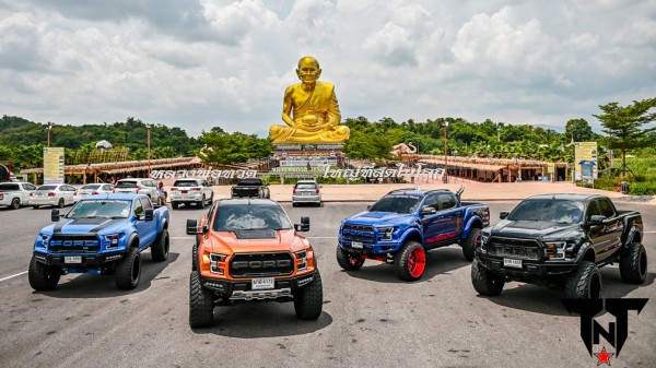 Пикап Ford Ranger превратили в брутальный F-150