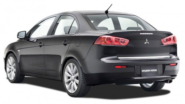 ТОП-3 крепких японских седанов за 350-400 тыс. рублей