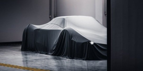 3000-сильный гиперкар из металлического стекла