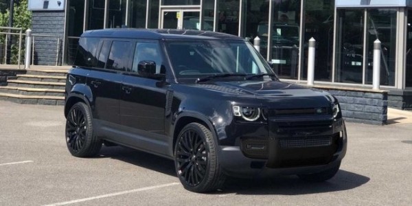 Стоило Дефендеру лишиться рамы, как понеслось...