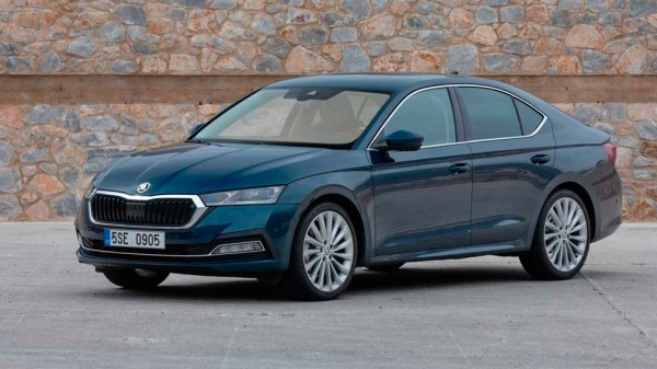 Компания Skoda представила битопливную версию новой Octavia