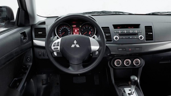 ТОП-3 крепких японских седанов за 350-400 тыс. рублей