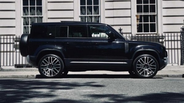 Стоило Дефендеру лишиться рамы, как понеслось...