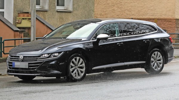 Новый Volkswagen Arteon Shooting Brake показали до дебюта