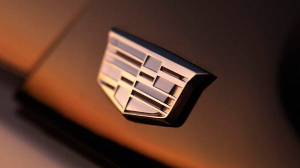 Cadillac намерен создать парфюмерную линейку