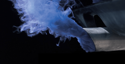 Двигатель дымит сизым дымом, в чем может быть причина?