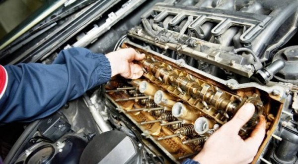 Когда возникает необходимость делать капитальный ремонт мотора: признаки и причины капремонта