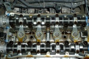 Масло Мотюль для дизельных двигателей и бензиновых моторов