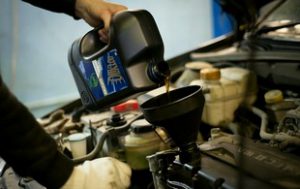Минеральные моторные масла: характеристики и особенности
