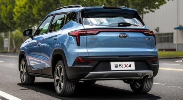 Новый X4 за $10.000: кроссовер от JAC