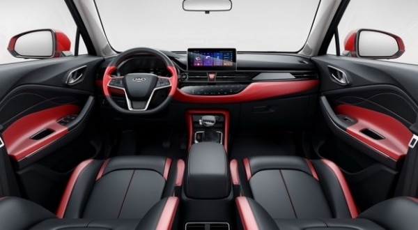 Новый X4 за $10.000: кроссовер от JAC