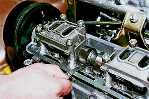 Регулировка клапанов в автомобиле: просто о важном