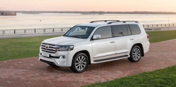 Роскошные рамники: удлиненные Toyota LC и Lexus LX