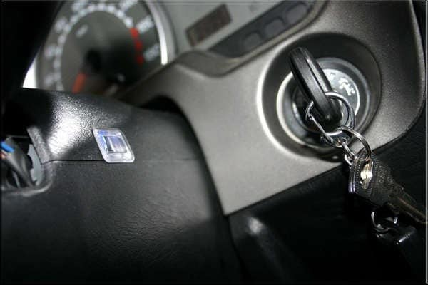 Система запуска двигателя автомобиля: электрический пуск ДВС