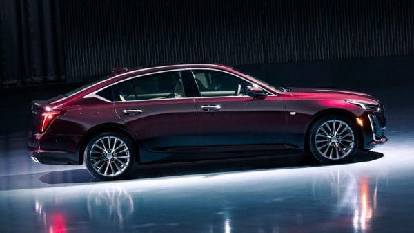 Новый Cadillac CT5 обзаведётся электронной приборной панелью