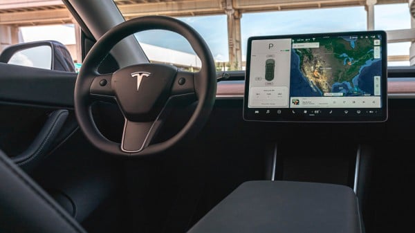Tesla опустила стоимость Model Y на 3000 долларов