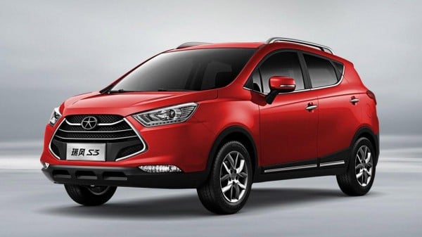 Назвали самые дорогие и дешевые китайские авто в России