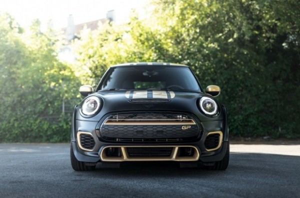 Очень мощный MINI от Manhart