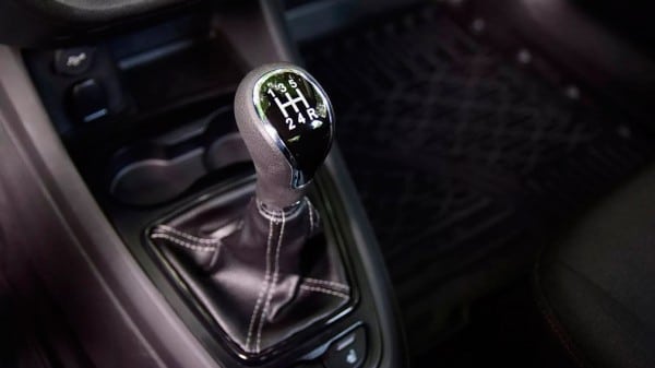 Автоэксперты рассказали о главных ошибках при использовании МКПП