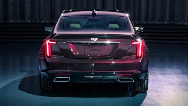 Новый Cadillac CT5 обзаведётся электронной приборной панелью