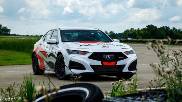 Acura поделилась характеристиками спортседана TLX Type S