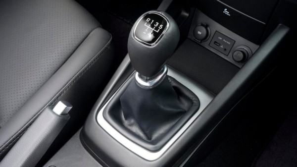 Автоэксперты рассказали о главных ошибках при использовании МКПП